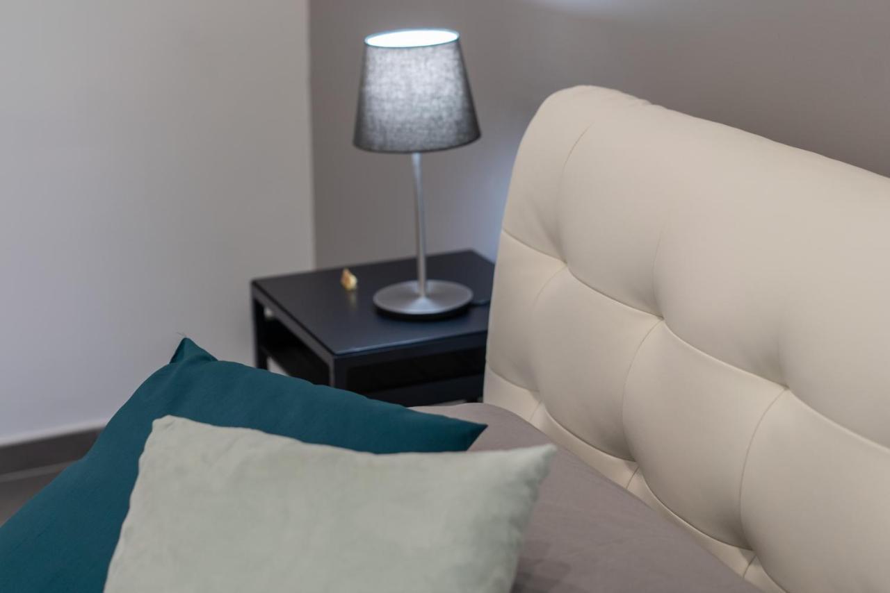 Doria Suites Napoli Экстерьер фото